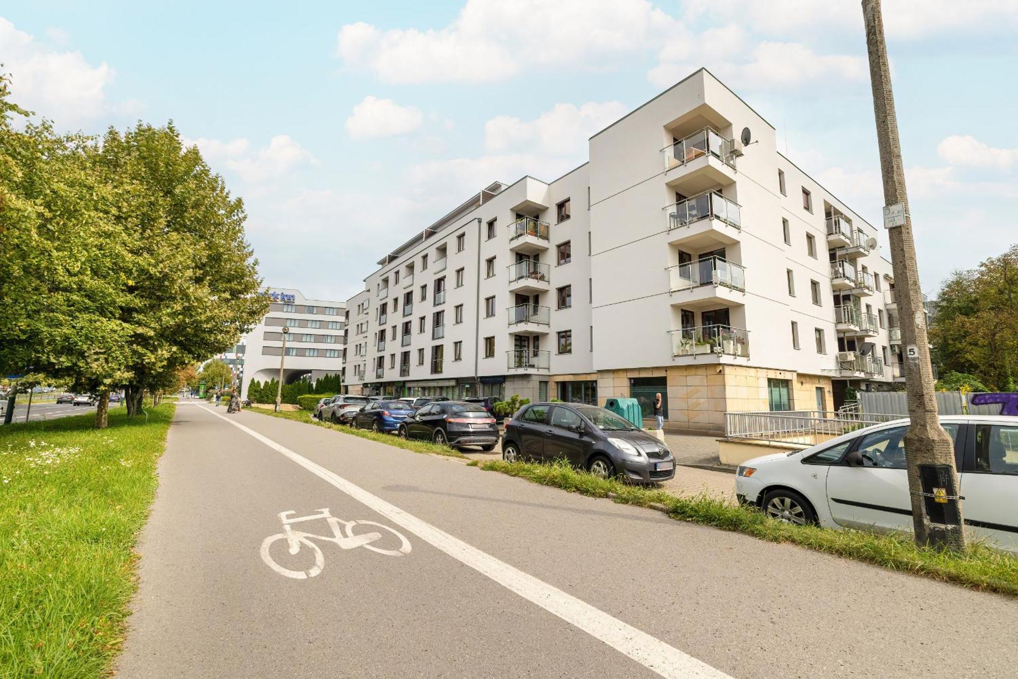 Przytulny Apartament Z Klimatyzacja I Parkingiem By Noclegi Renters Krakow Bagian luar foto